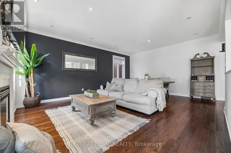 99 Hockley Avenue Clarington (bowmanville) ON L1C 0G4