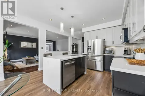 99 Hockley Avenue Clarington (bowmanville) ON L1C 0G4