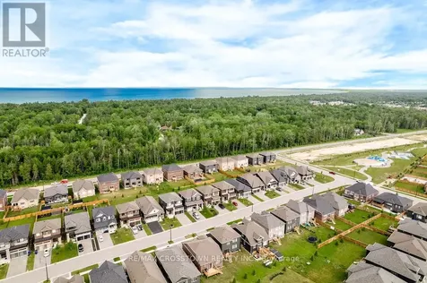 22 Simona Avenue Wasaga Beach ON L9Z 0L4