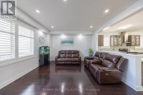 36 Michaelis Street New Tecumseth ON L9R 0M8