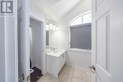 36 Michaelis Street New Tecumseth ON L9R 0M8