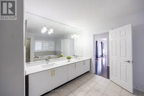 36 Michaelis Street New Tecumseth ON L9R 0M8