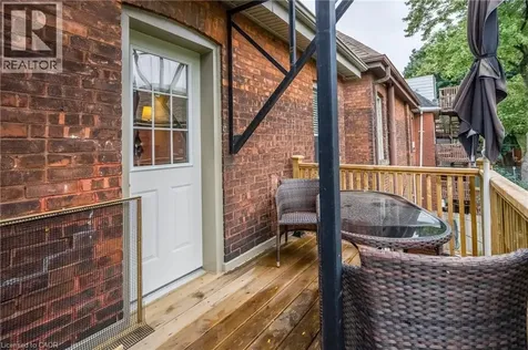 102 Ontario Avenue Hamilton ON L8N 2X2
