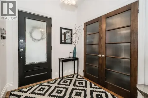 102 Ontario Avenue Hamilton ON L8N 2X2