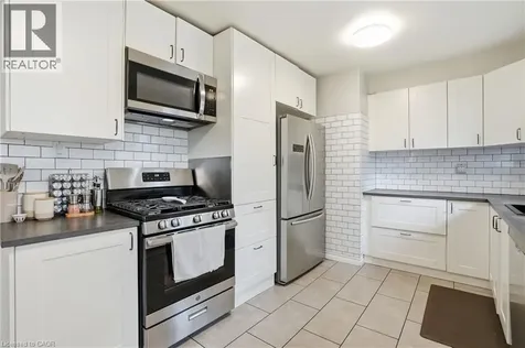 147 Manning Avenue Hamilton ON L9A 3E8