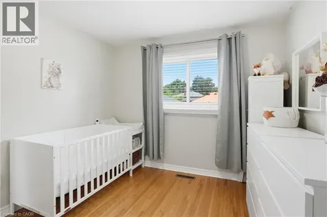147 Manning Avenue Hamilton ON L9A 3E8