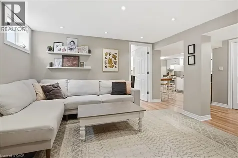 147 Manning Avenue Hamilton ON L9A 3E8