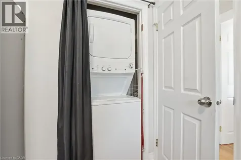 147 Manning Avenue Hamilton ON L9A 3E8