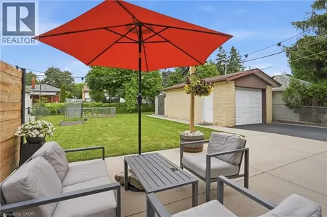 147 Manning Avenue Hamilton ON L9A 3E8