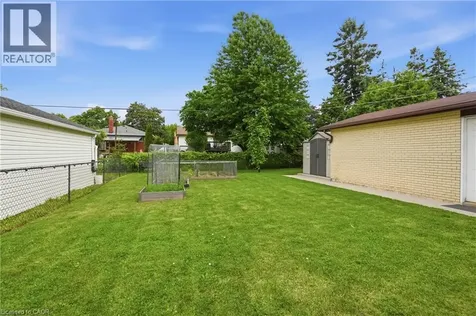 147 Manning Avenue Hamilton ON L9A 3E8