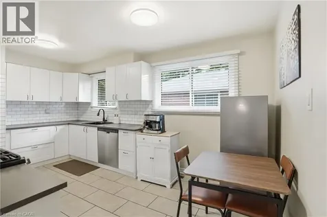 147 Manning Avenue Hamilton ON L9A 3E8