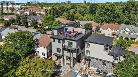 25 Pennard Way Ottawa ON K1T 4C1