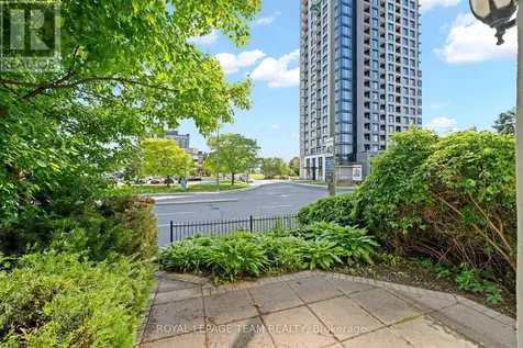 91 Thornbury Crescent Ottawa ON K2G 6C4