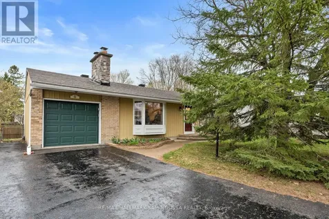 11 Springdale Crescent Ottawa ON K2H 5T7