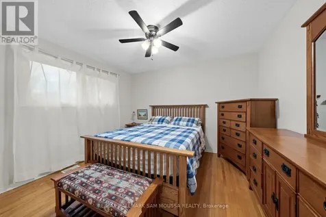 11 Springdale Crescent Ottawa ON K2H 5T7