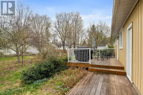 11 Springdale Crescent Ottawa ON K2H 5T7