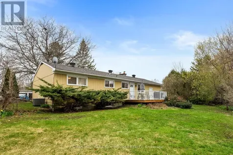 11 Springdale Crescent Ottawa ON K2H 5T7