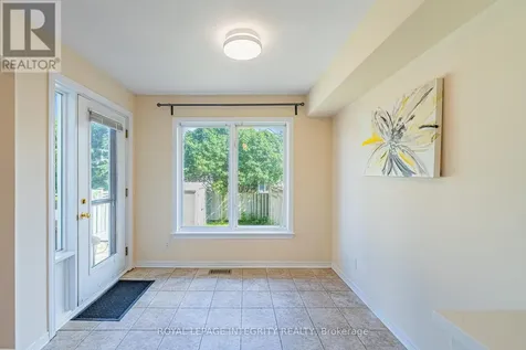 16 Redding Way Ottawa ON K2G 6C2