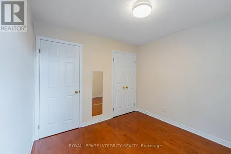 16 Redding Way Ottawa ON K2G 6C2