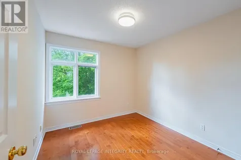 16 Redding Way Ottawa ON K2G 6C2