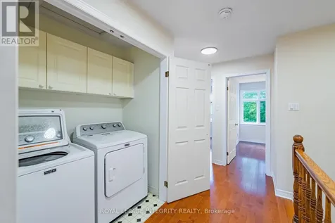 16 Redding Way Ottawa ON K2G 6C2