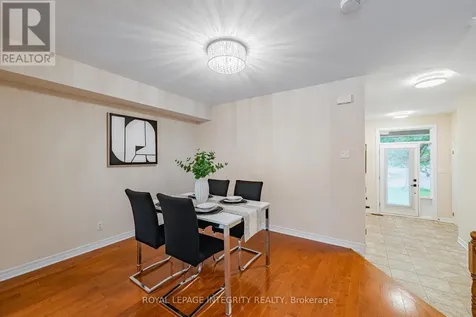 16 Redding Way Ottawa ON K2G 6C2