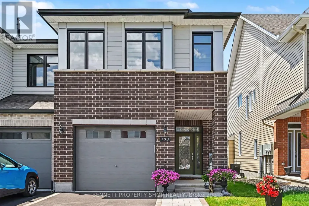 793 Antonio Farley Street Ottawa ON K4A 5K1