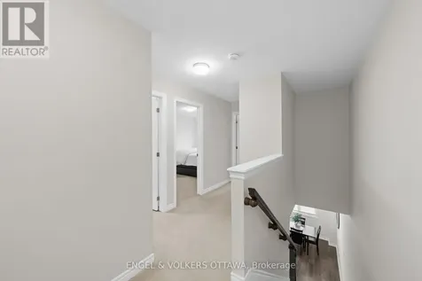 59 Ursid Mews Ottawa ON K2J 6T3
