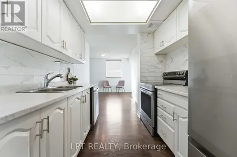555 Brittany Drive Ottawa ON K1K 4C5