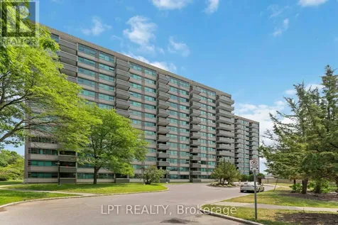 555 Brittany Drive Ottawa ON K1K 4C5