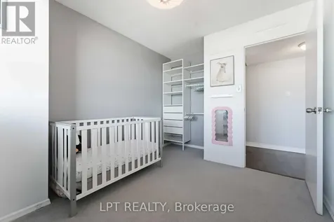 555 Brittany Drive Ottawa ON K1K 4C5