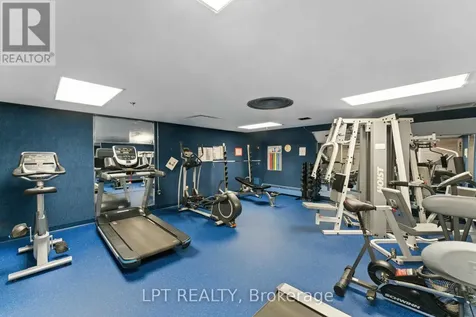 555 Brittany Drive Ottawa ON K1K 4C5