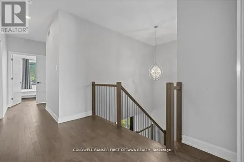 560 Queen Mary Street Ottawa ON K1K 1W1