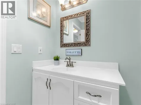 3900 Sunset Lane Vineland ON L0R 2C0