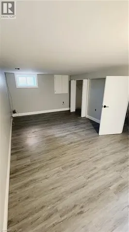 131 Bell Avenue Hamilton ON L8K 3E5