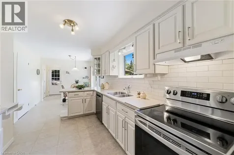 1495 Clinton Court Burlington ON L7M 1N1