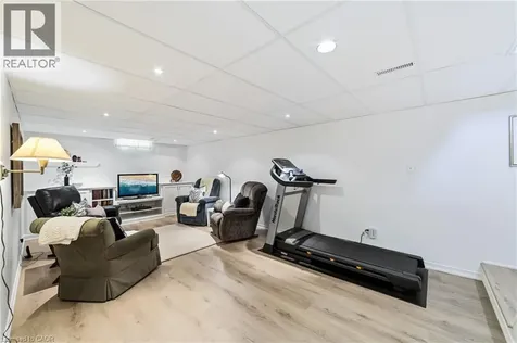1495 Clinton Court Burlington ON L7M 1N1