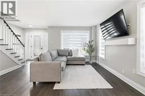 5048 Haswell Lane Burlington ON L7L 6H3
