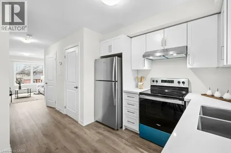 17 Bingham Road Hamilton ON L8H 0B5