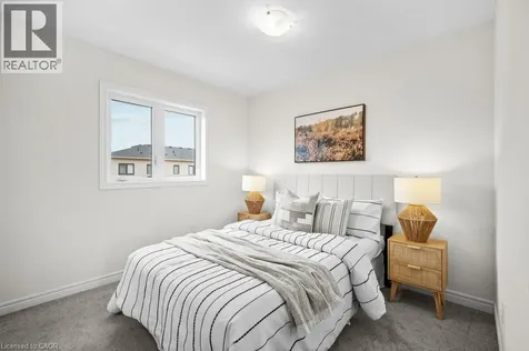 17 Bingham Road Hamilton ON L8H 0B5