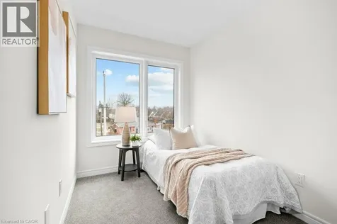 17 Bingham Road Hamilton ON L8H 0B5