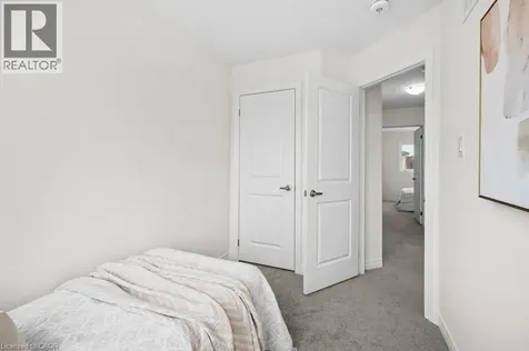 17 Bingham Road Hamilton ON L8H 0B5