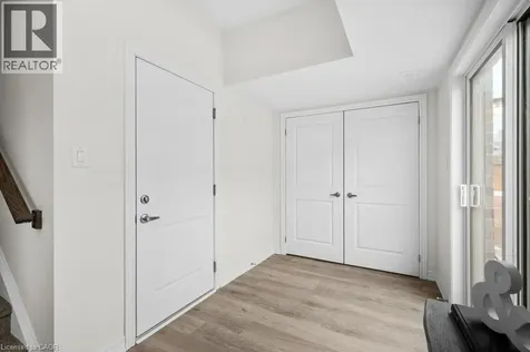 17 Bingham Road Hamilton ON L8H 0B5