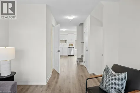 17 Bingham Road Hamilton ON L8H 0B5