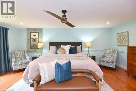 34 Howard Boulevard Burlington ON L8B 0G3