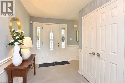 34 Howard Boulevard Burlington ON L8B 0G3