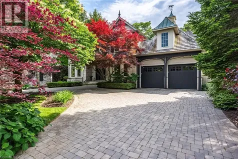 122 Lisonally Court Oakville ON L6L 6P2