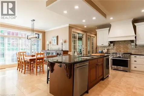 122 Lisonally Court Oakville ON L6L 6P2