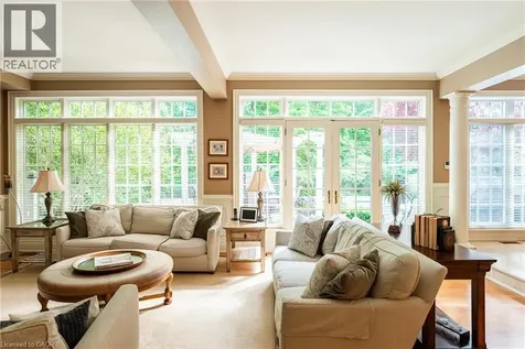 122 Lisonally Court Oakville ON L6L 6P2