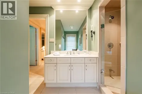 122 Lisonally Court Oakville ON L6L 6P2